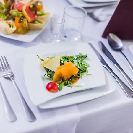 Restauracja Teczowa Luban (Luban)