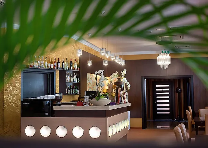 Aparthotel Restauracja Teczowa 3*