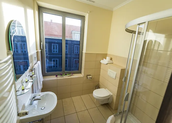 Aparthotel Restauracja Teczowa 3*