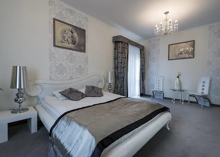 Aparthotel Restauracja Teczowa