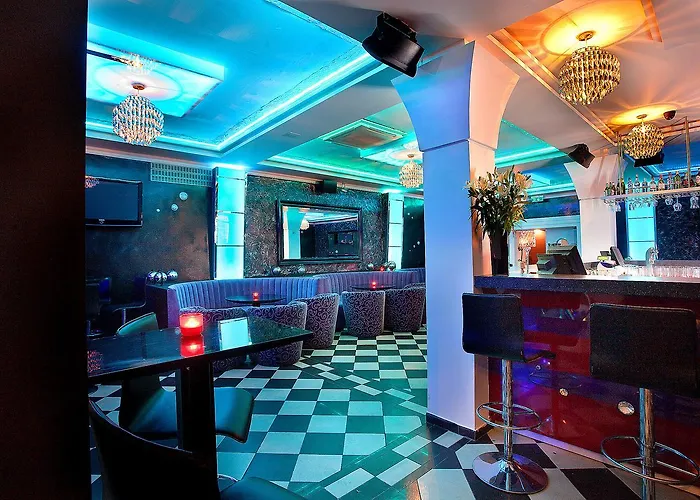 Aparthotel Restauracja Teczowa Luban (Luban)