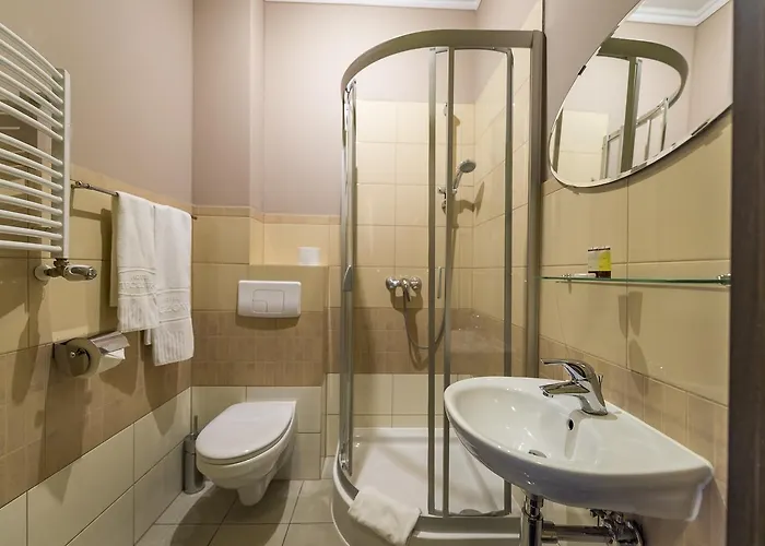 Restauracja Teczowa 3*